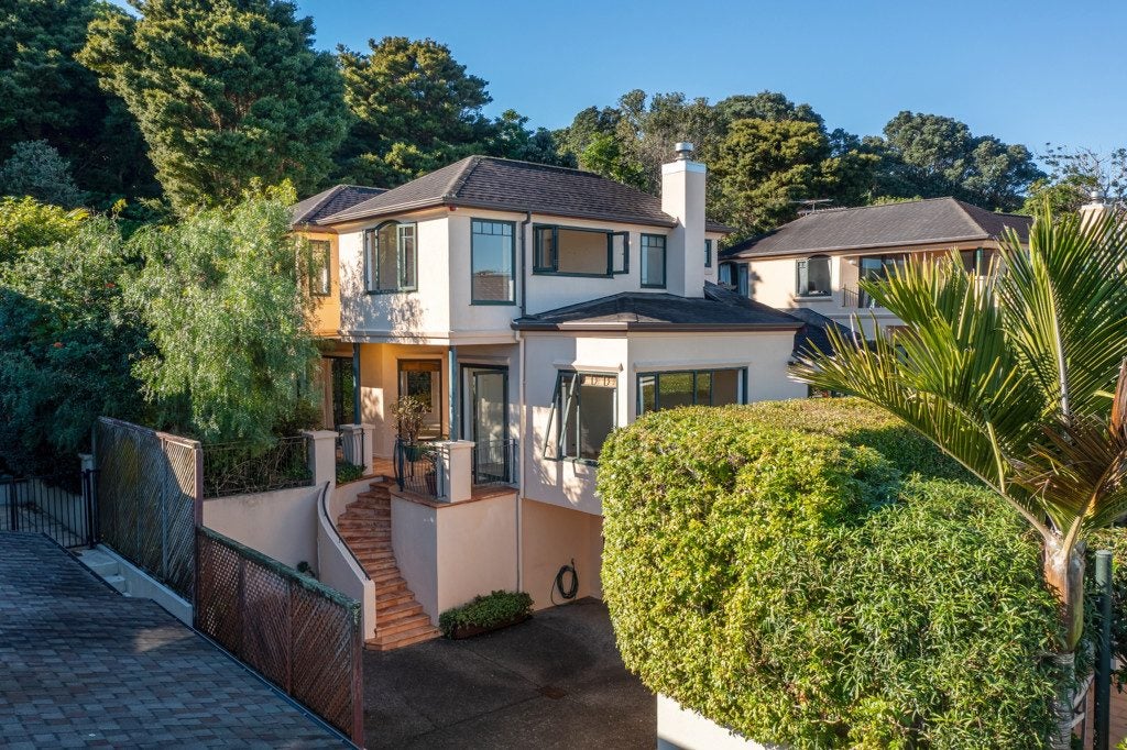 31 Jubilee Avenue, Devonport, Auckland - Carousel 1
