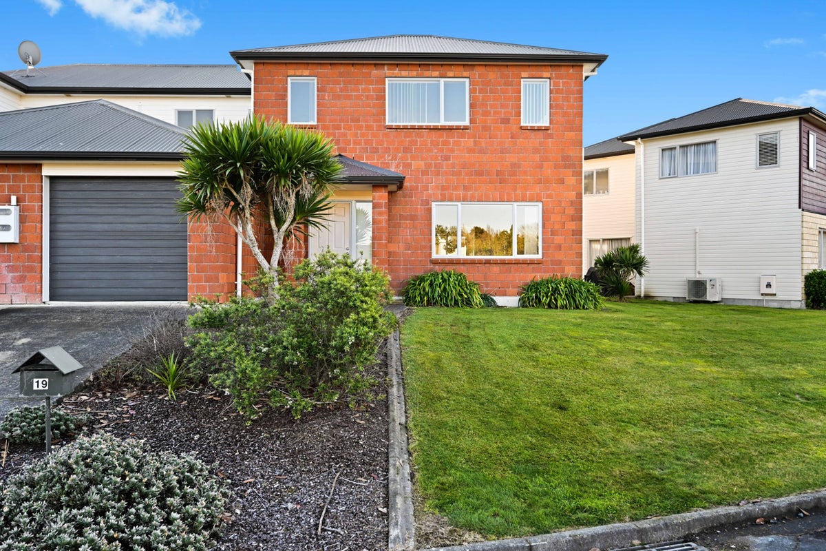 19 Gordon Davies Lane, Huntington, Hamilton - Carousel 29