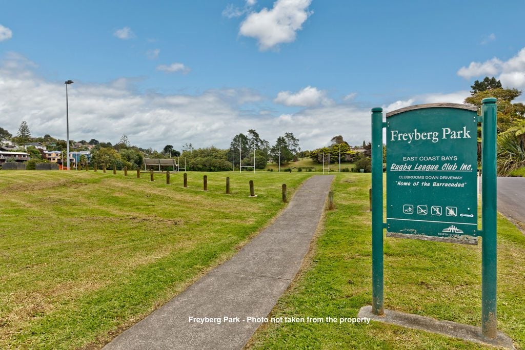 2/25 Woodlands Crescent, Browns Bay, Auckland - Carousel 9
