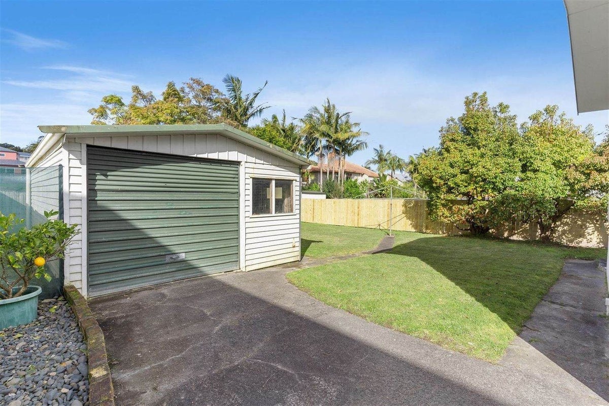 20 Keldale Place, Forrest Hill, Auckland - Carousel 13