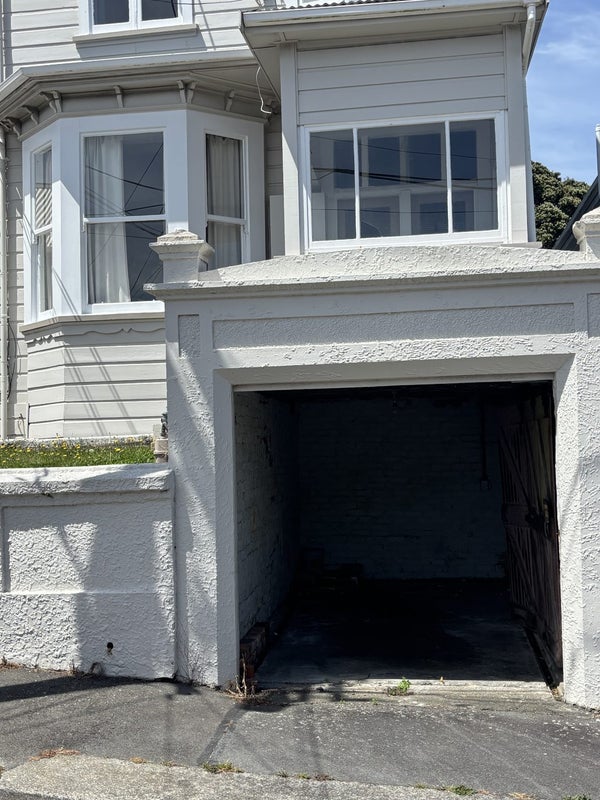 16 Glendavar Street, Berhampore, Wellington - Carousel 2