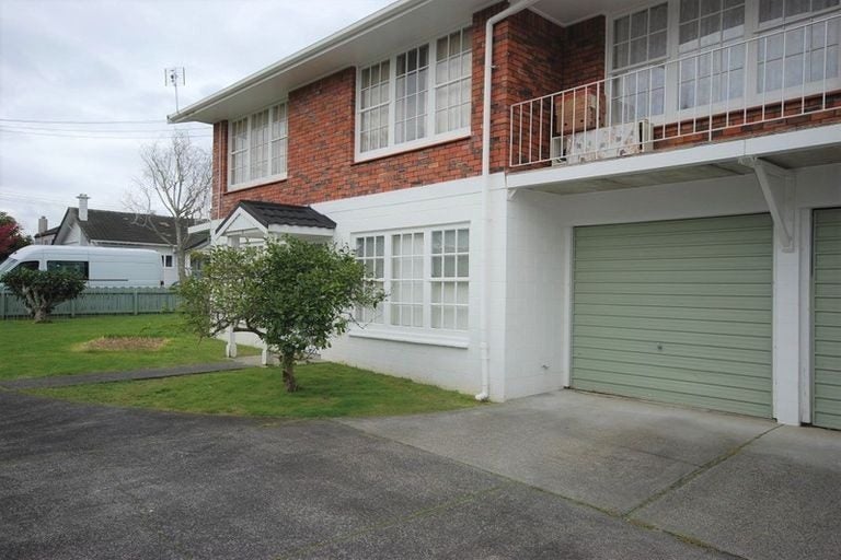 5/16 Queen Mary Avenue, Epsom, Auckland - Carousel 12