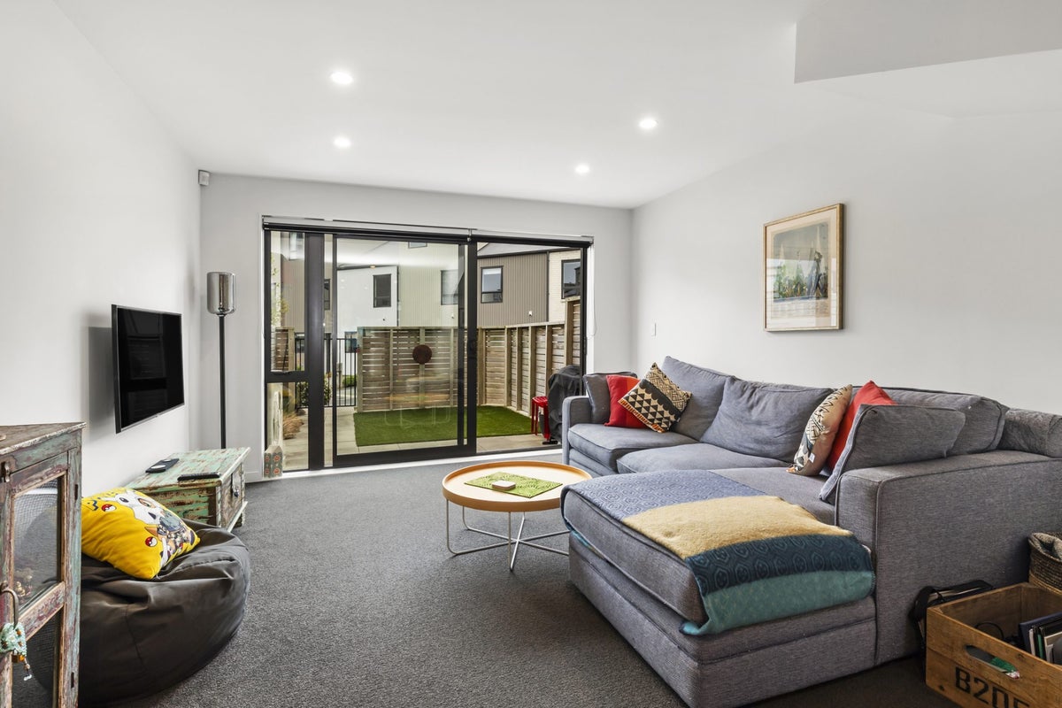 69/170 Fraser Avenue, Johnsonville, Wellington - Carousel 2