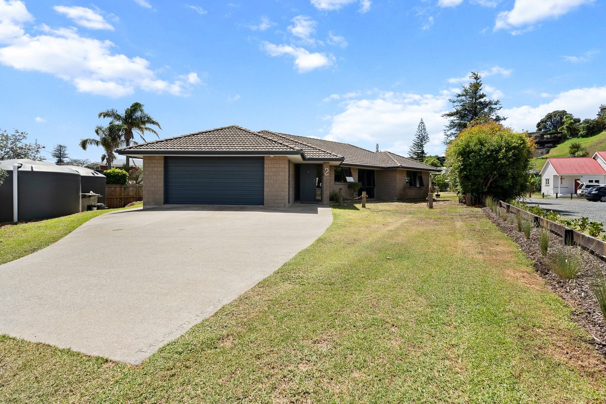 2 Waiotoi Road, Whangarei - Carousel 1