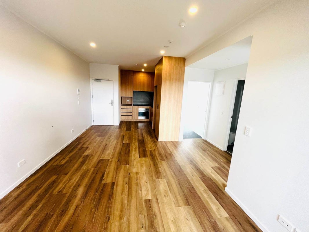 207/48 Clay Works Lane, New Lynn, Auckland - Carousel 1