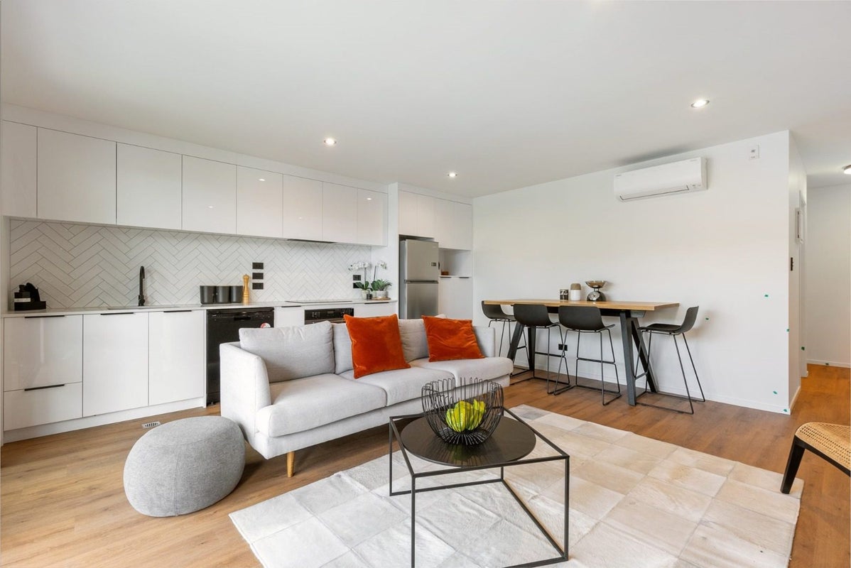 1/93 Gribblehirst Road, Sandringham, Auckland - Carousel 2