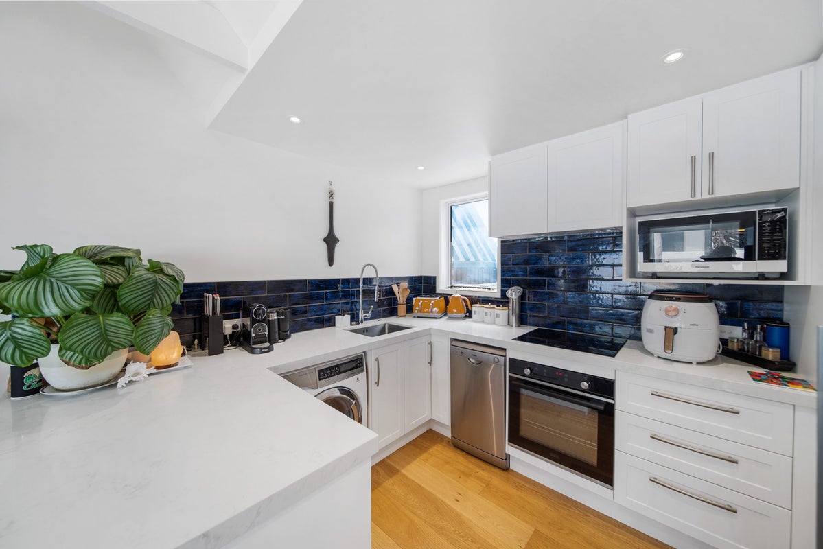 5/20 Selwyn Road, Howick, Auckland - Carousel 2
