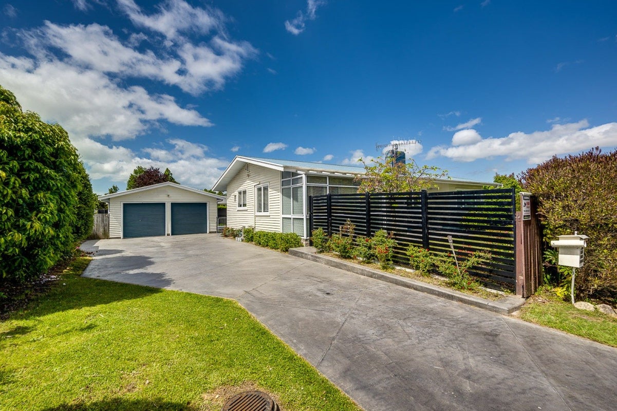 509 Hart Drive, Frimley, Hastings - Carousel 2