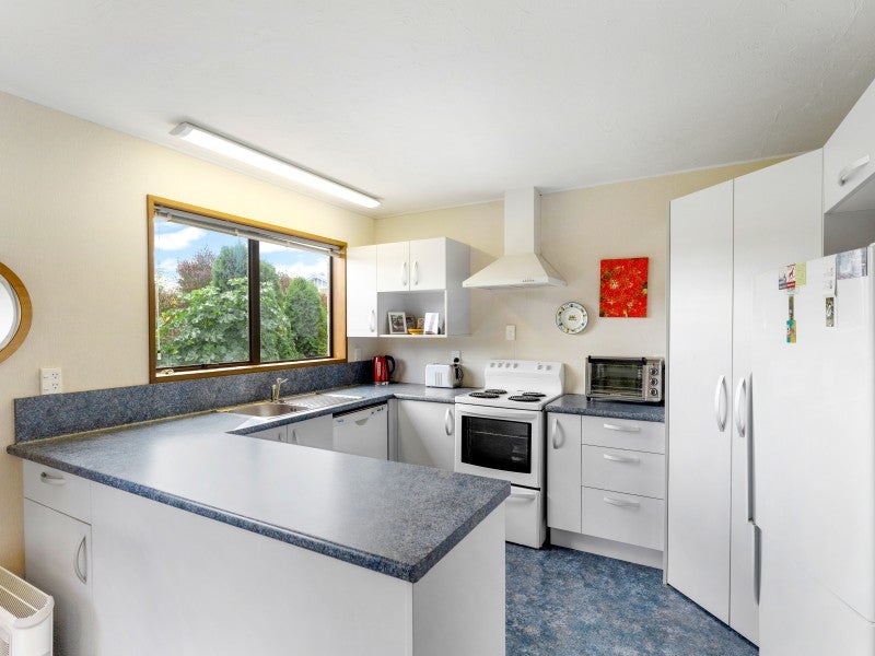 25B Towey Street, Holmes Hill, Oamaru - Carousel 22