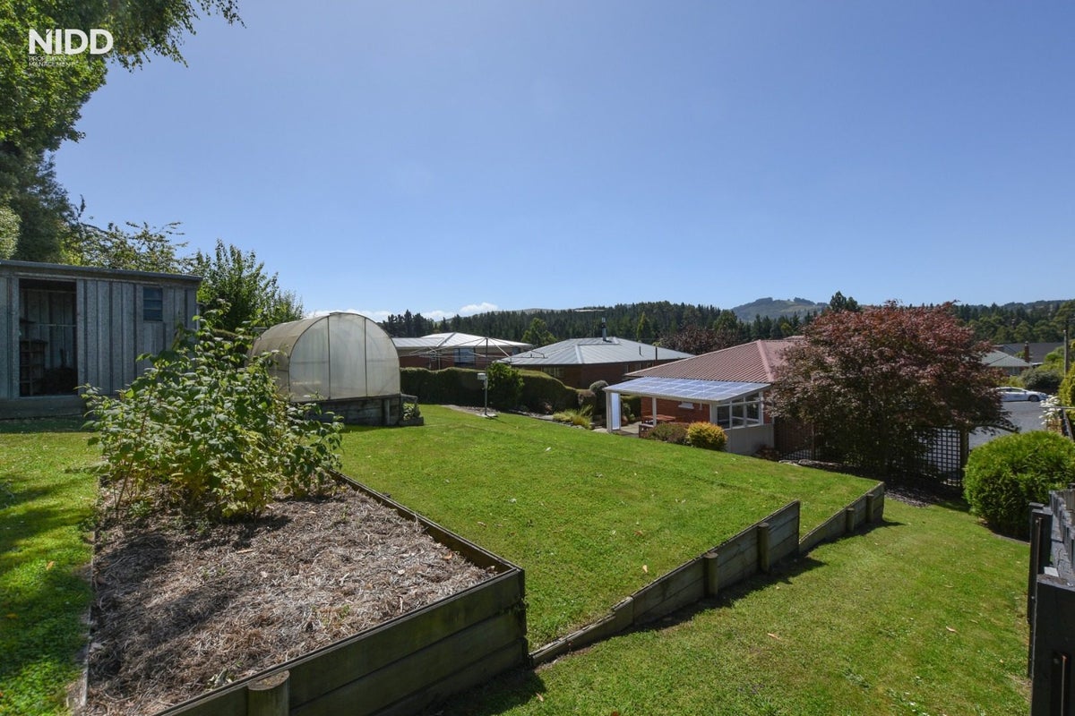 13 Flower Street, Fairfield, Dunedin - Carousel 12