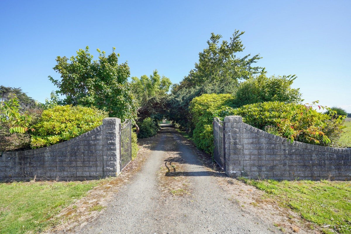 195 Oteramika Road, Seaward Bush, Invercargill - Carousel 33