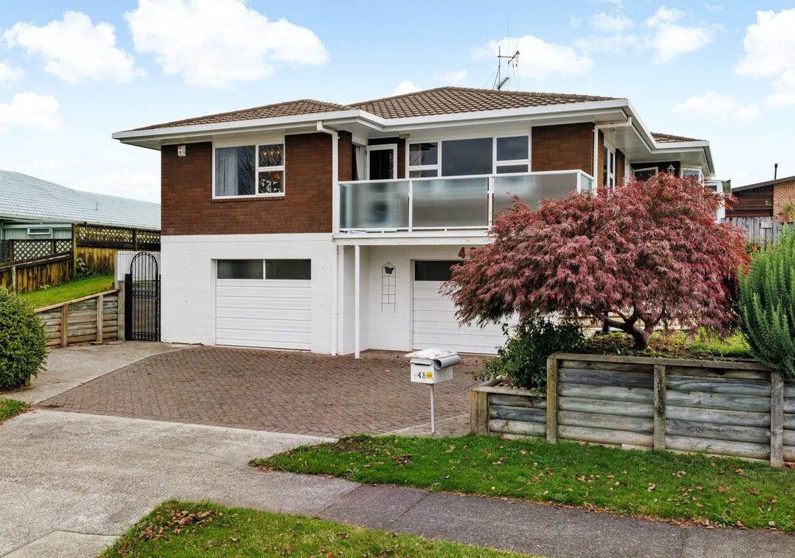 48 Bartholomew Drive, Nawton, Hamilton - Carousel 1