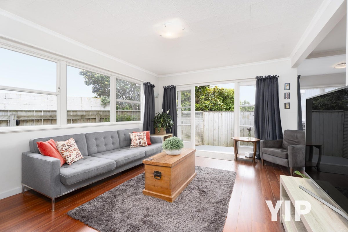 7B Jay Street, Paparangi, Wellington - Carousel 2