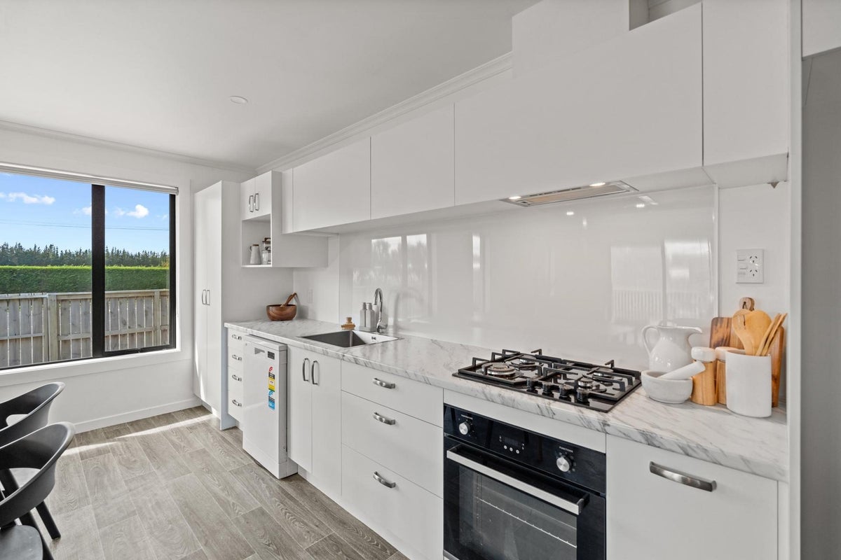 2066 Winton Lorneville Highway, Makarewa - Carousel 2