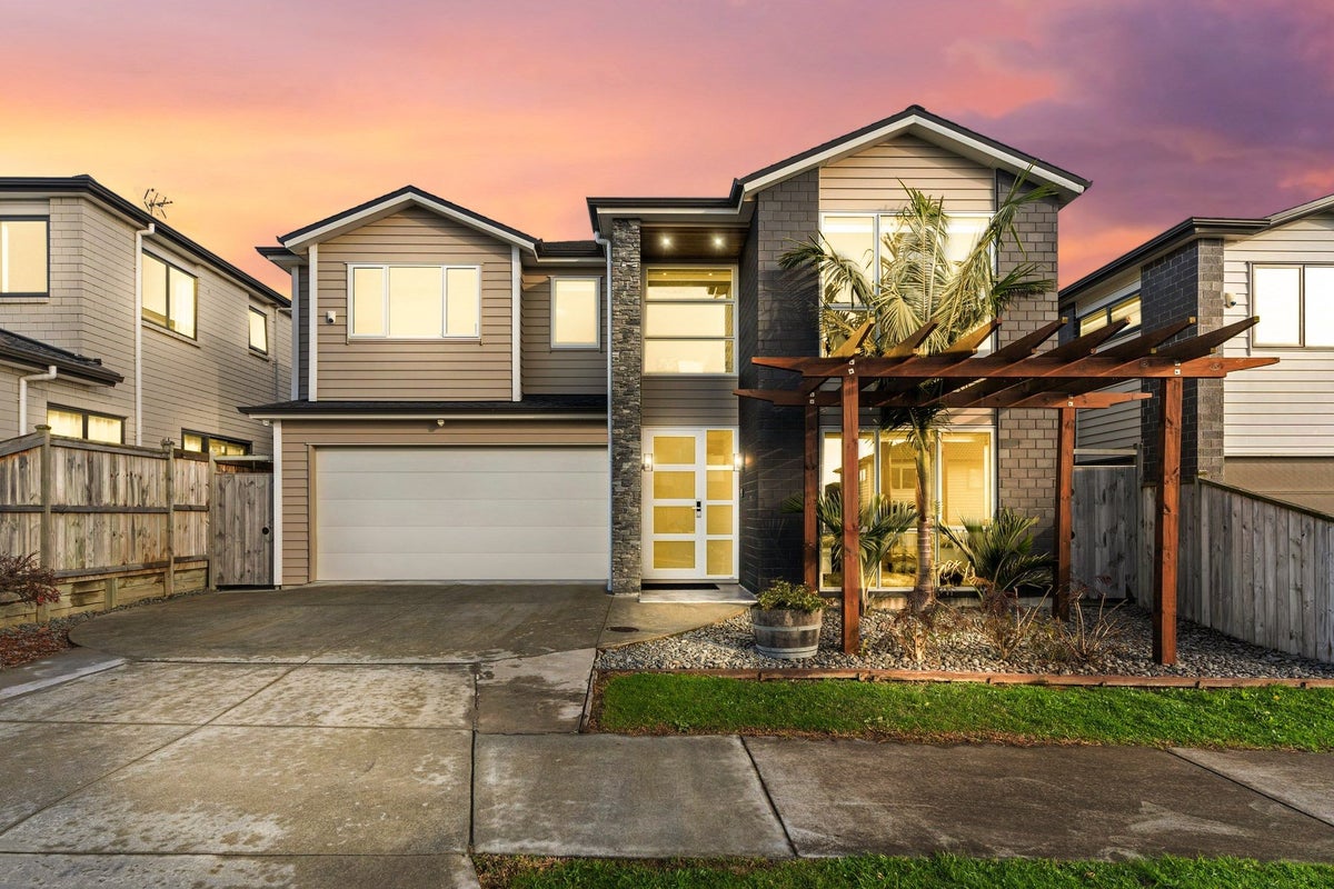 4 Cooladawson Drive, Flat Bush, Auckland - Carousel 2