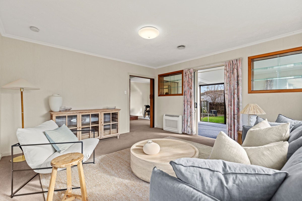 15 Pembroke Street, Avondale, Christchurch - Carousel 2
