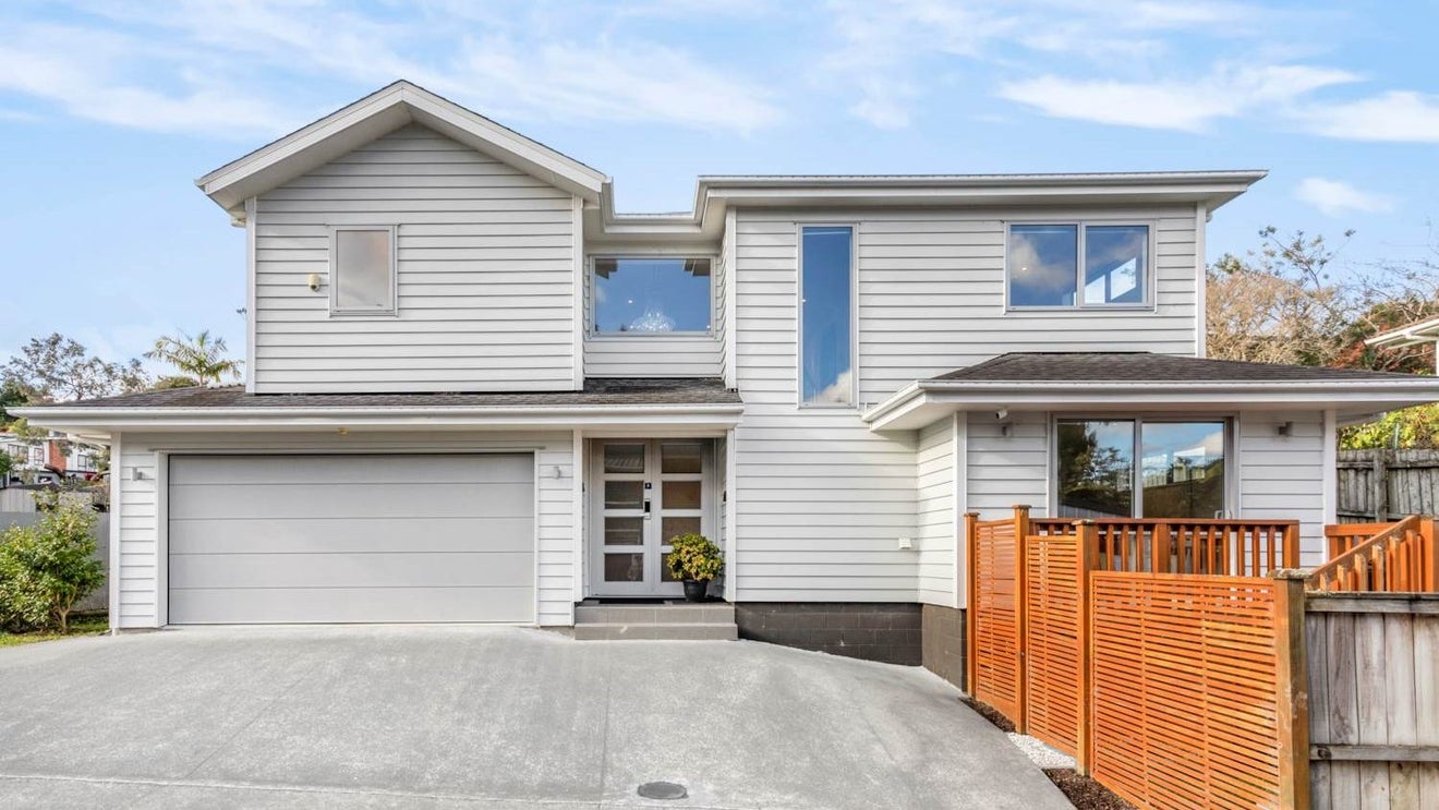 5 Marconi Place, New Windsor, Auckland - Carousel 1