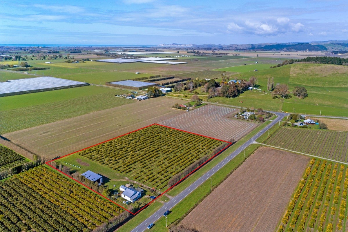 32 Patutahi Road, Gisborne - Carousel 1
