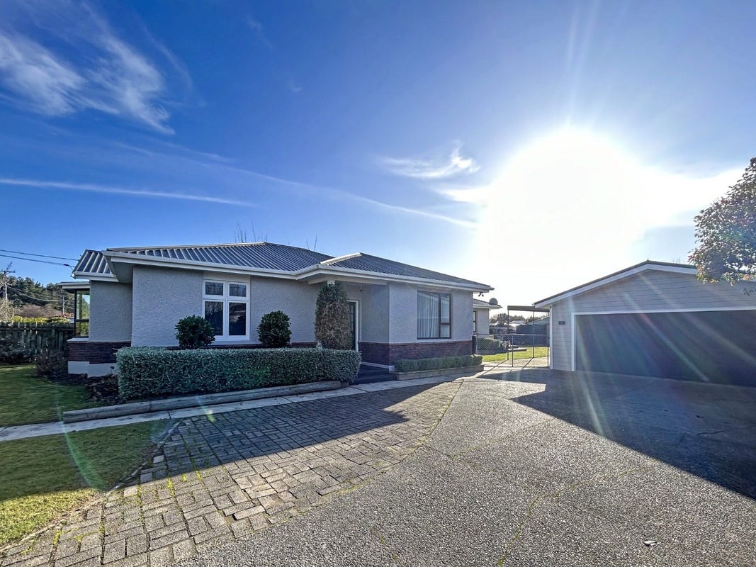 12 Moa Street, Waikiwi, Invercargill - Carousel 1