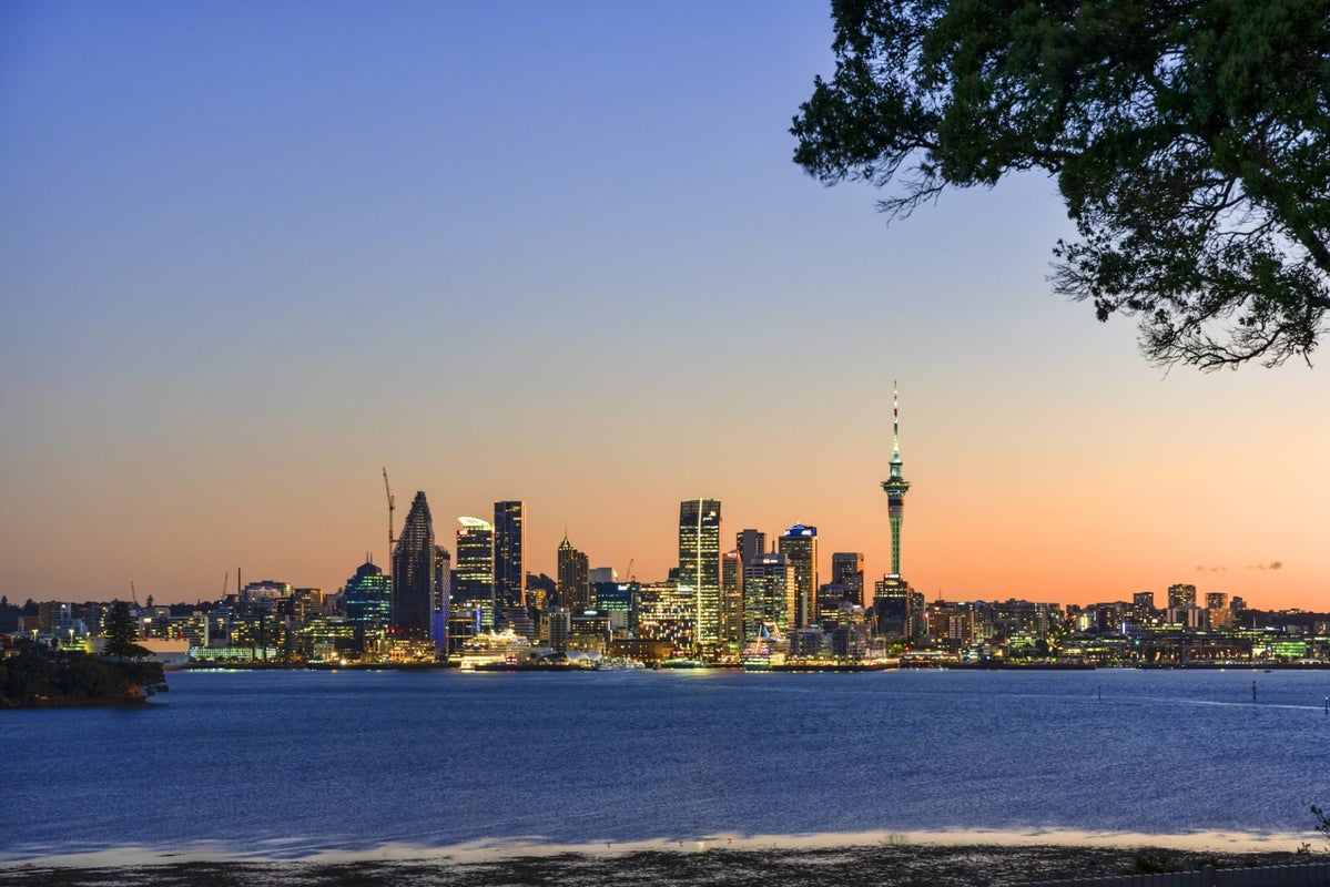 21 Norwood Road, Bayswater, Auckland - Carousel 2