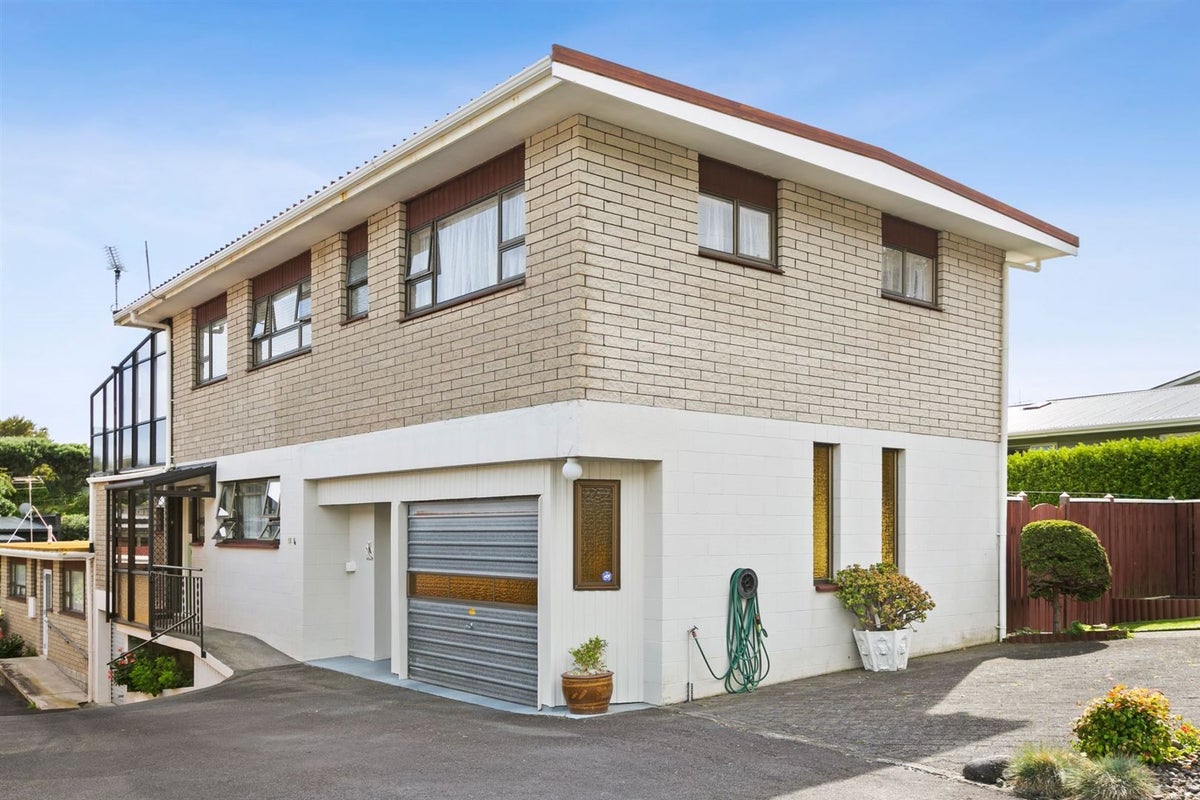 10A Annandale Street, Lynmouth, New Plymouth - Carousel 1