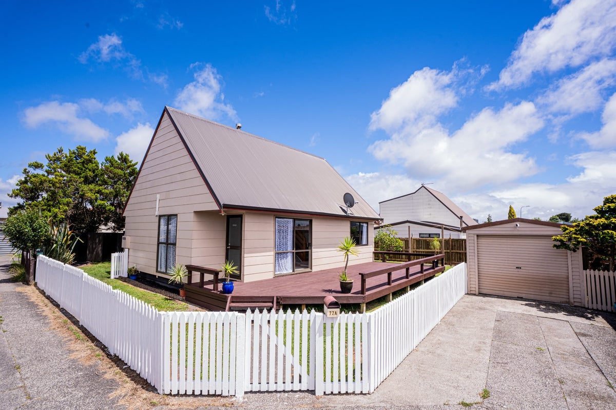 72A Karaka Street, Nawton, Hamilton - Carousel 1