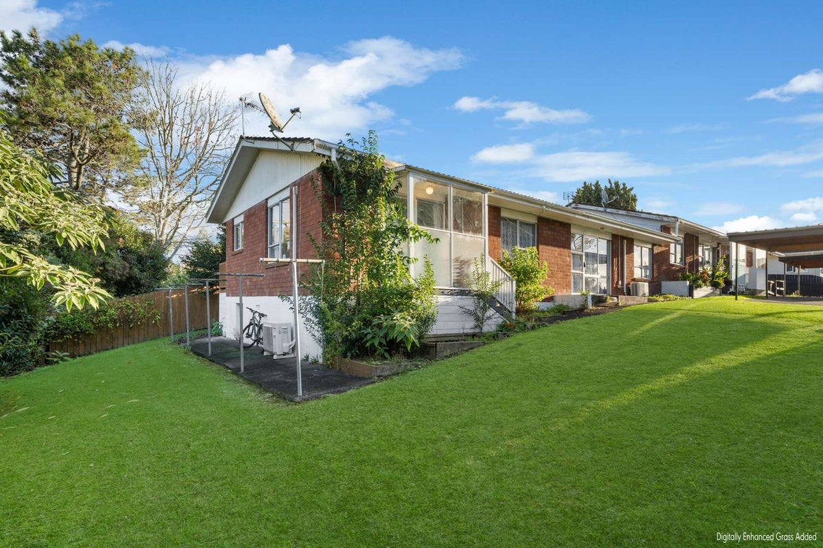 4/11 Alston Avenue, Kelston, Auckland - Carousel 2