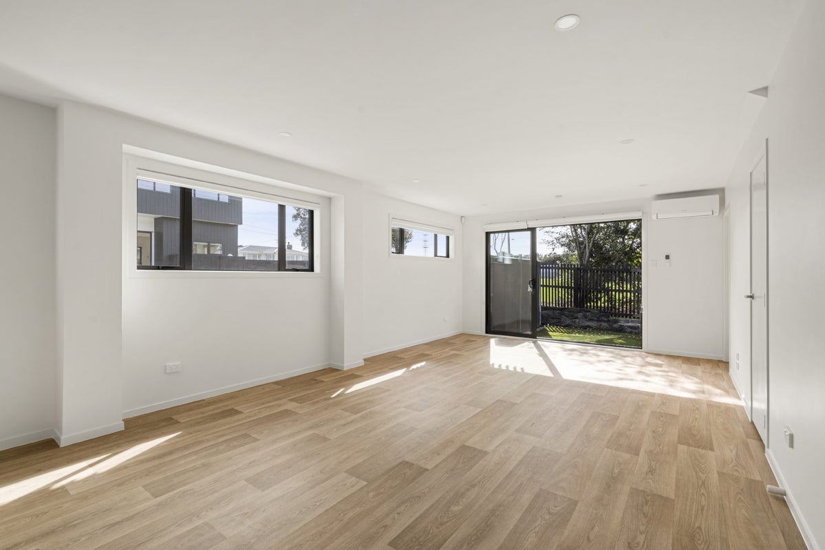 3/75 McAnnalley Street, Manurewa East, Auckland - Carousel 2