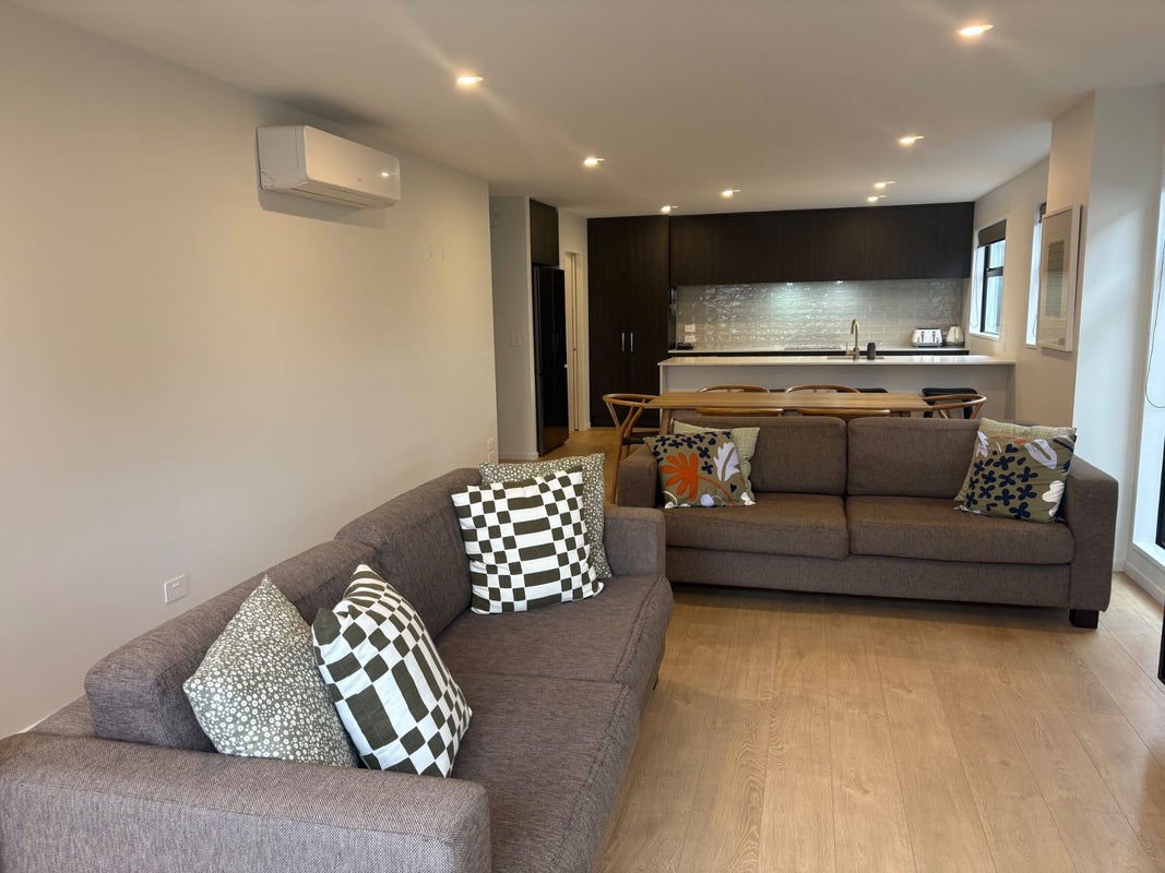 106 Canon Street, Edgeware, Christchurch - Carousel 2
