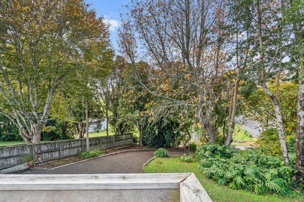 31 Waiatawa Road, Tikipunga, Whangarei - Carousel 1