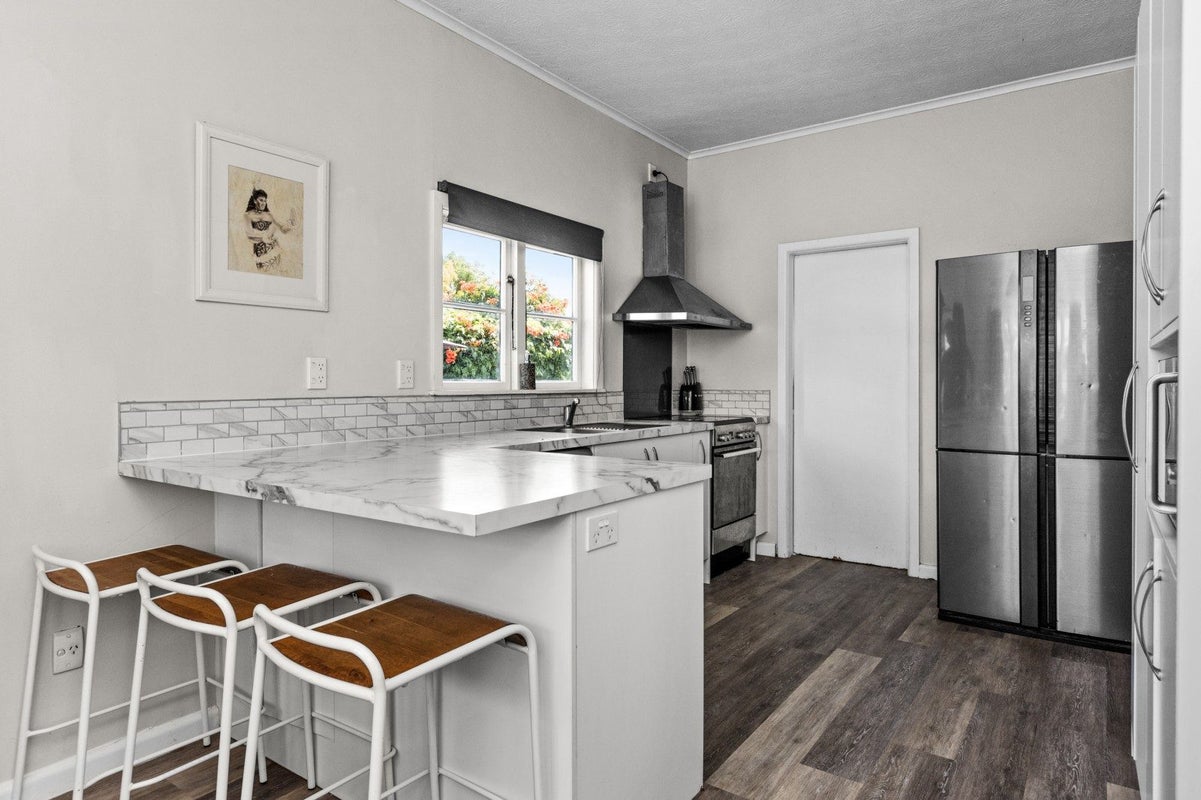 3 Menin Road, Onekawa, Napier - Carousel 1