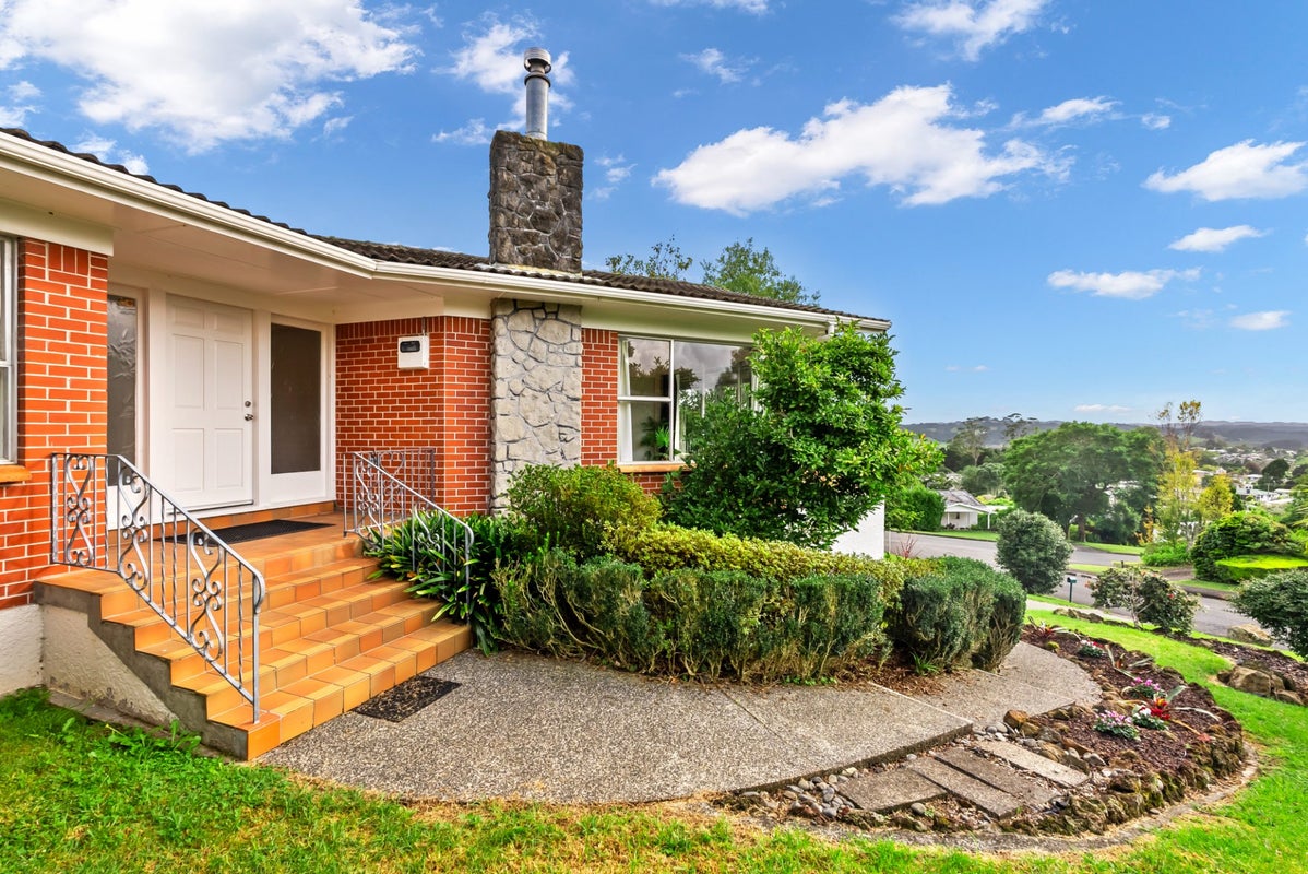 16 Wentworth Place, Kamo, Whangarei - Carousel 2