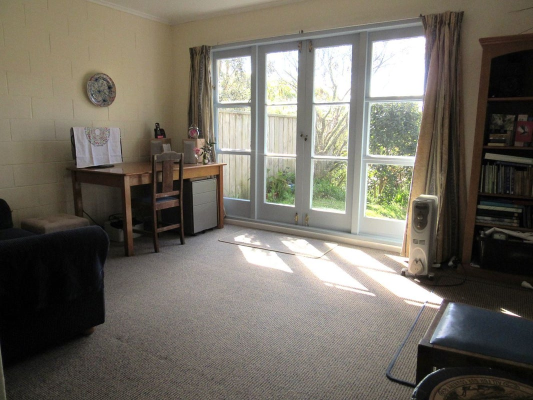 5E Harrold Street, Highbury, Wellington - Carousel 2