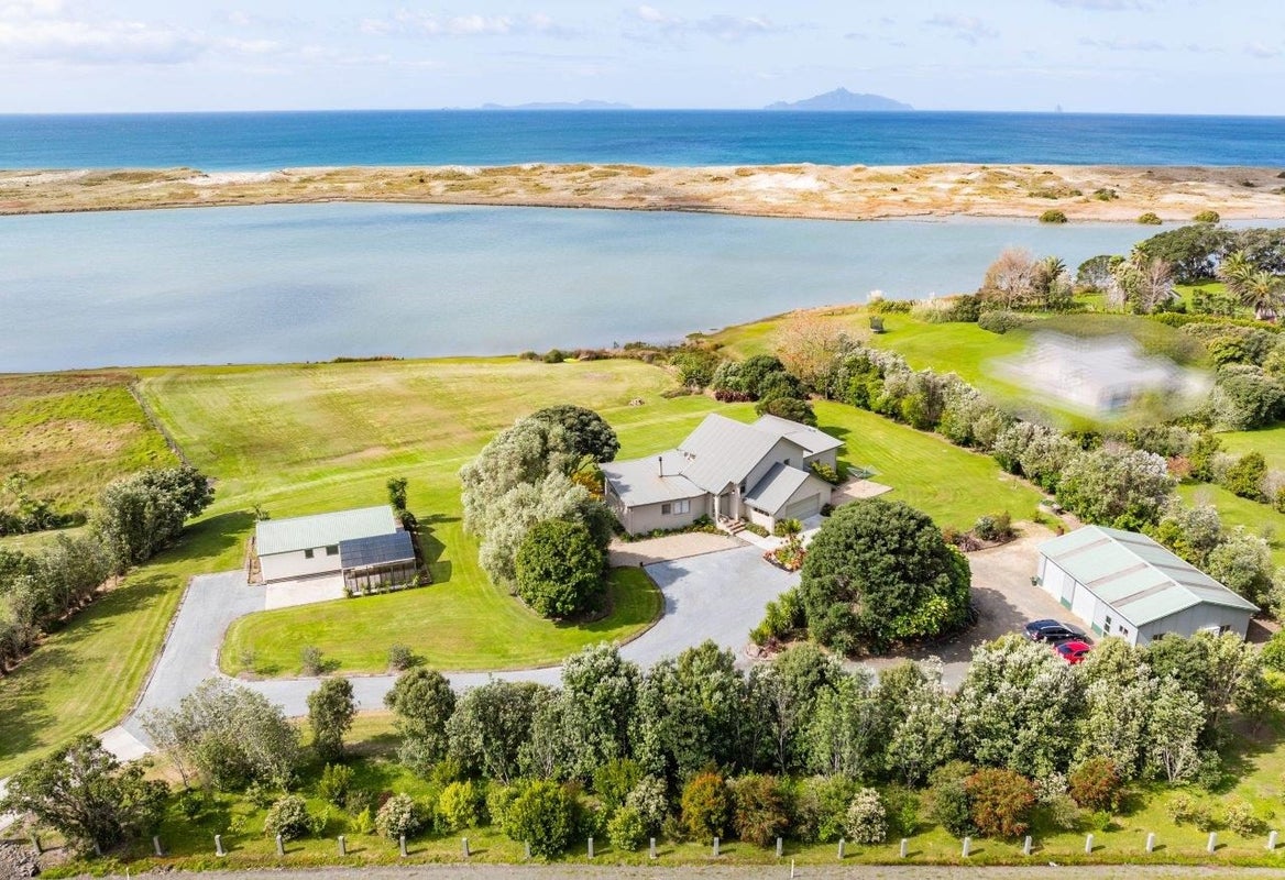 585 Cove Road, Waipu, Waipu - Carousel 1