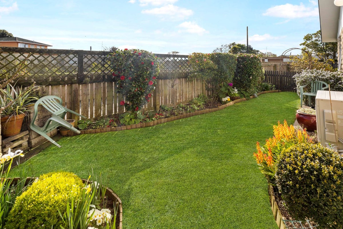 1A McDonald Place, Marton, Marton - Carousel 2