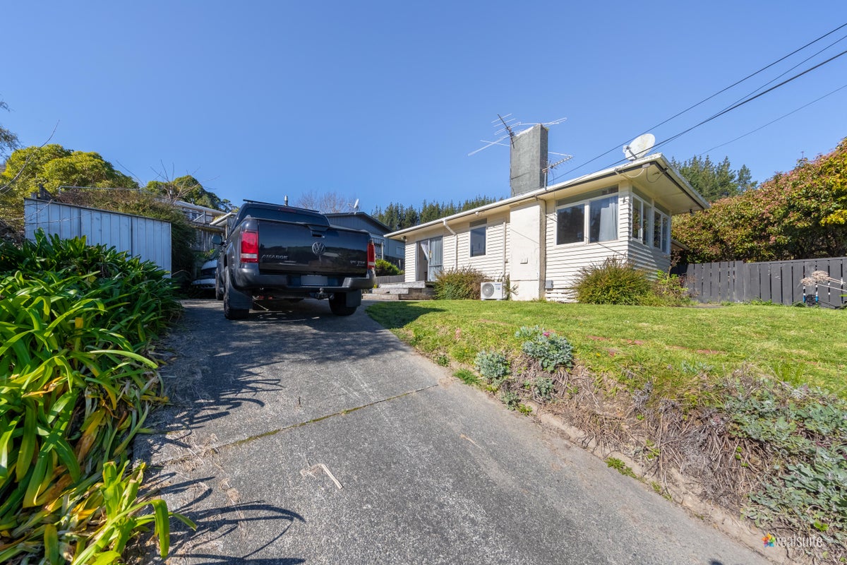 20 Norana Road, Maoribank, Upper Hutt - Carousel 2