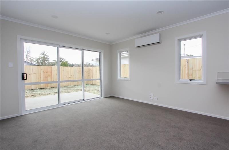 2/97 Bruce Avenue, Glenview, Hamilton - Carousel 2