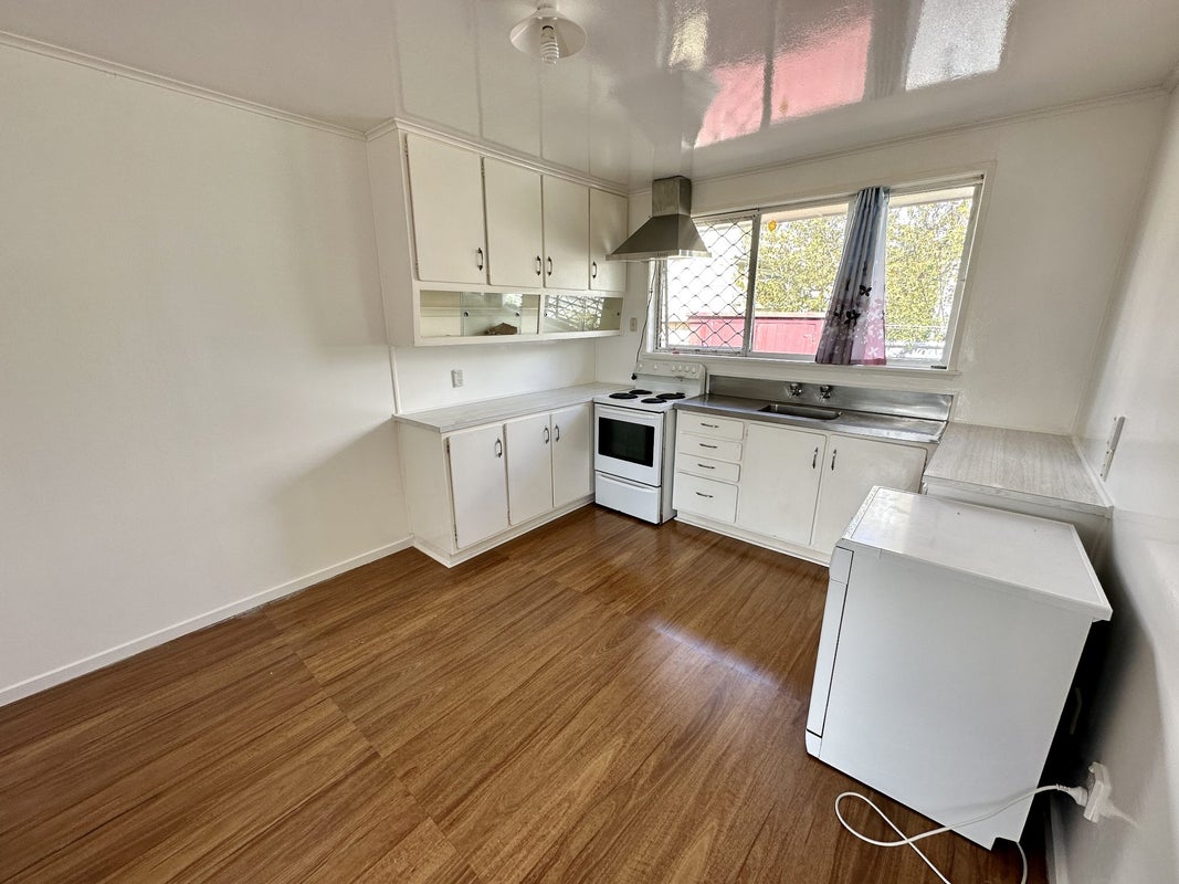 1/20 Poronui Street, Mount Eden, Auckland - Carousel 2