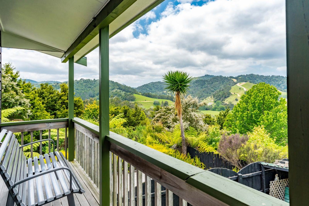 28 Boeing Road, Onerahi, Whangarei - Carousel 2