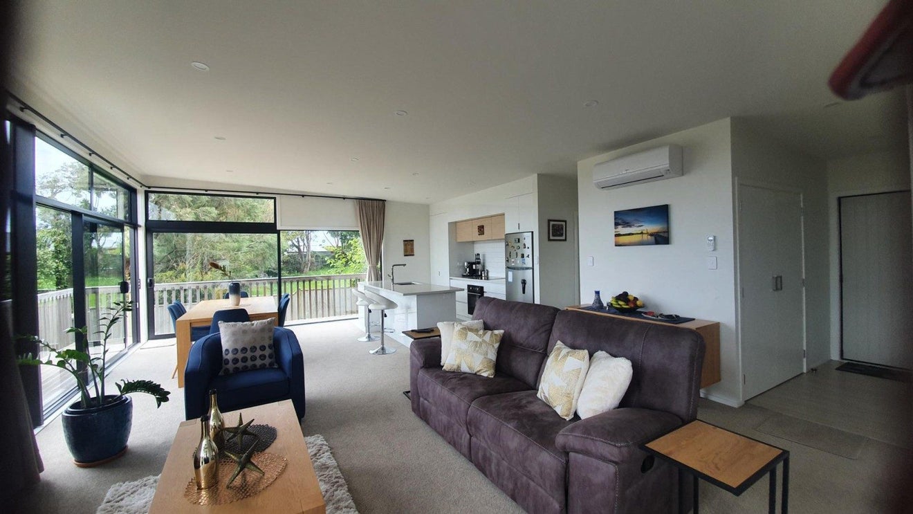 12B Skinner Street, Blagdon, New Plymouth - Carousel 1