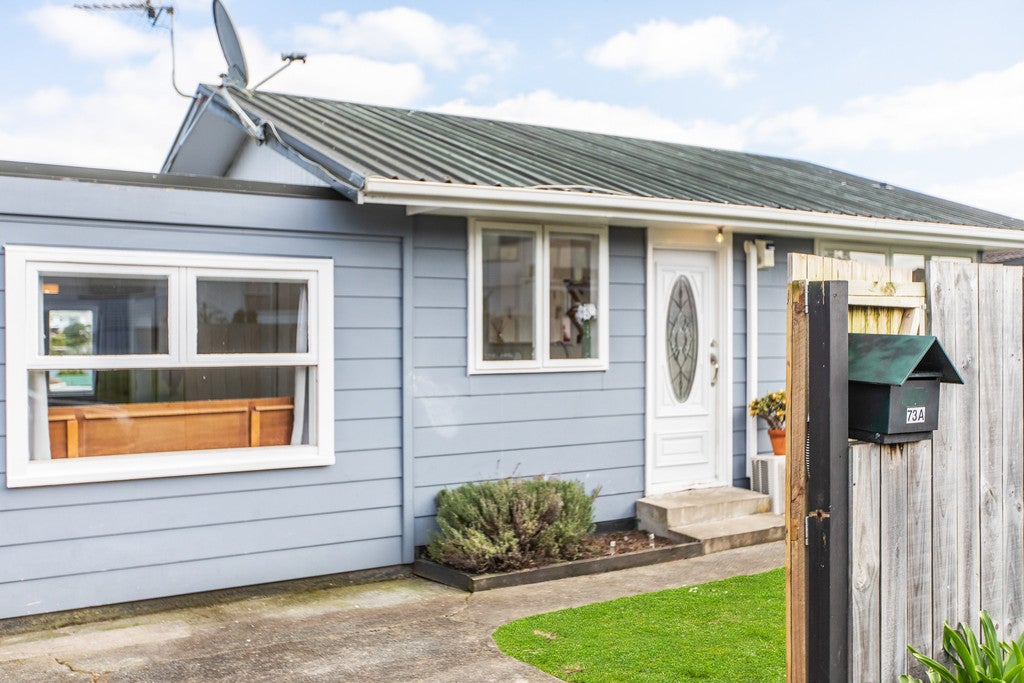2/73 Hellyers Street, Birkdale, Auckland - Carousel 15