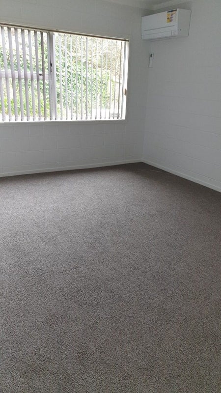 41 Cockayne Crescent, Sunnynook, Auckland - Carousel 2