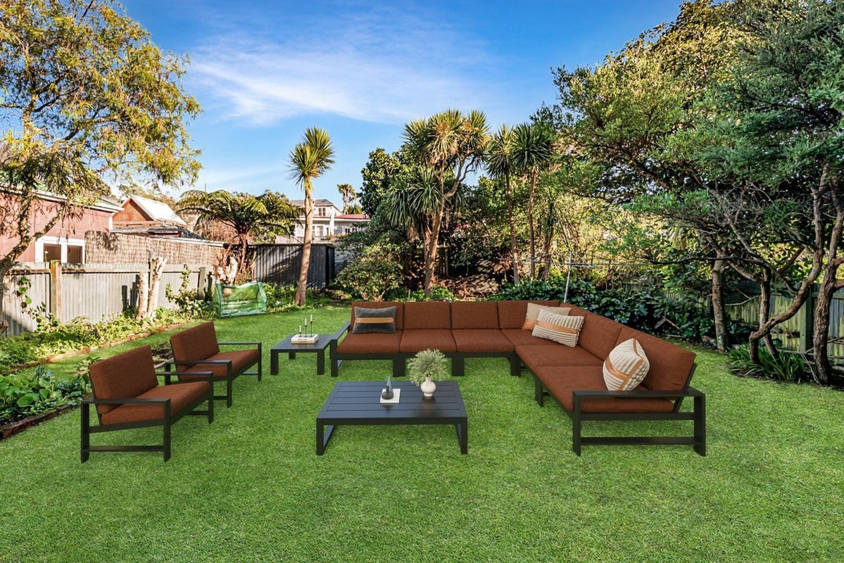 146 Russell Terrace, Berhampore, Wellington - Carousel 2