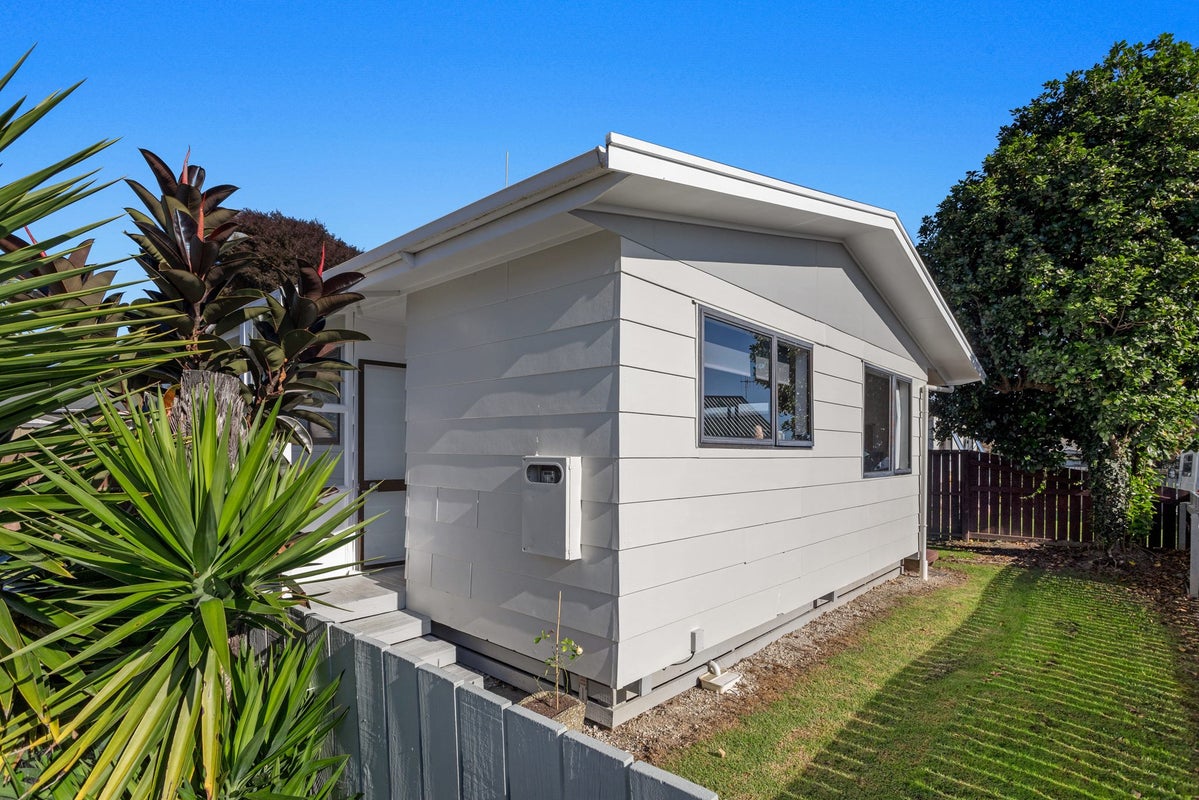 2/3 Paul Street, Whakatane, Whakatāne - Carousel 2