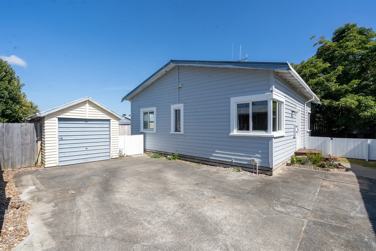 51A Bruce Avenue, Glenview, Hamilton - Carousel 2