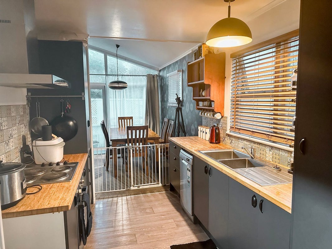 56 Andrew Road, Howick, Auckland - Carousel 8