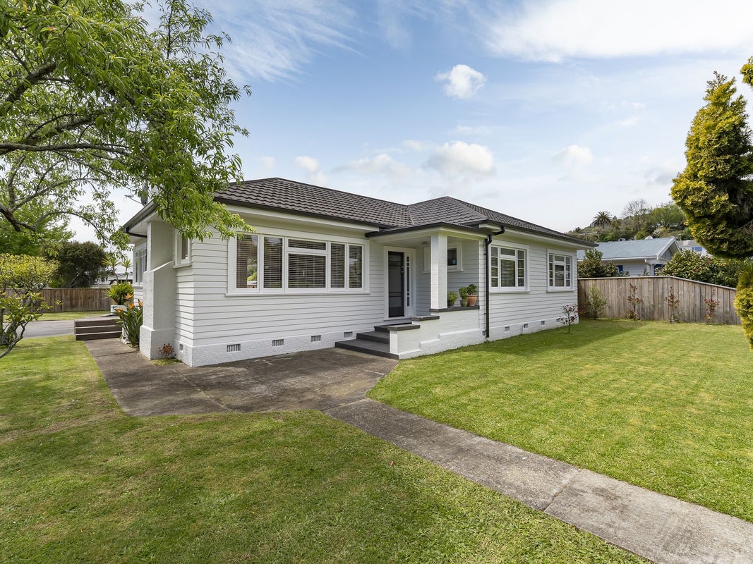 13 Totara Street, Nelson South, Nelson - Carousel 1