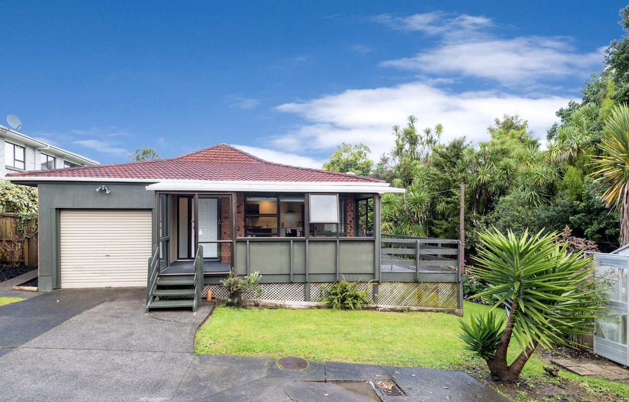 4/87 Cook Street, Howick, Auckland - Carousel 1