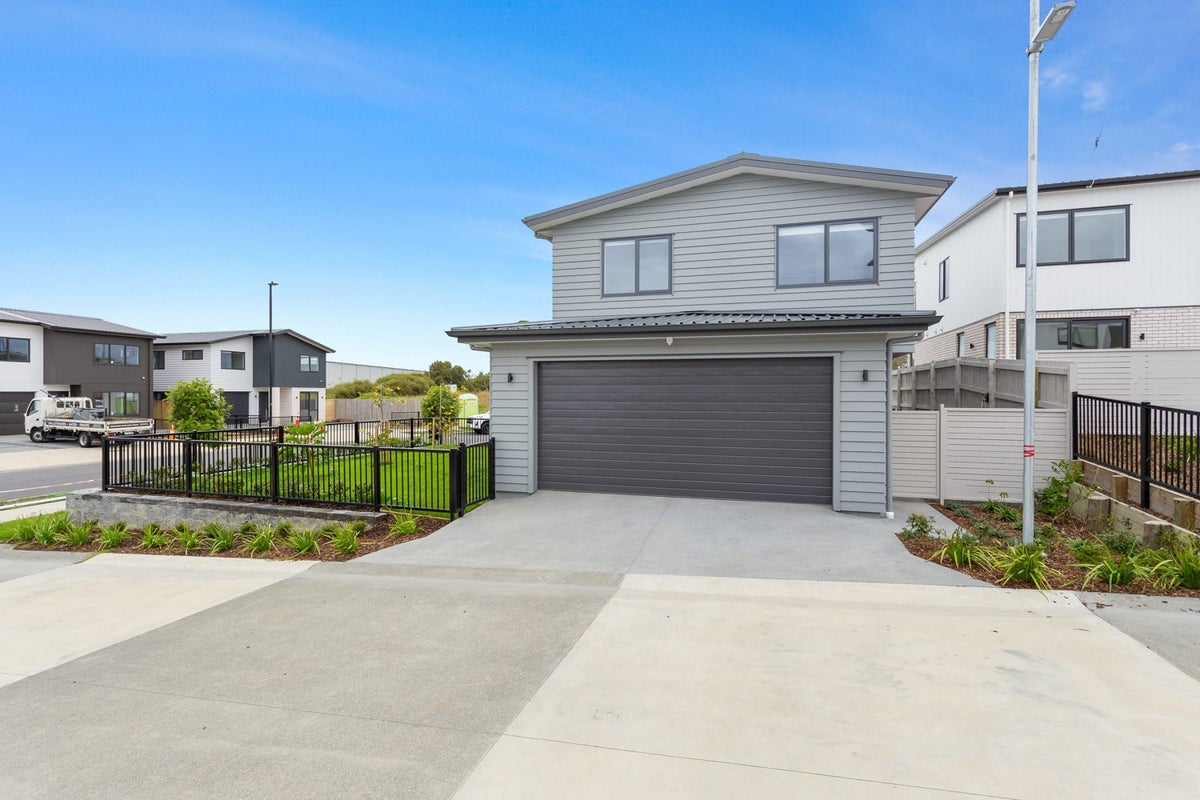 50 Katikati Drive, Manurewa, Auckland - Carousel 2