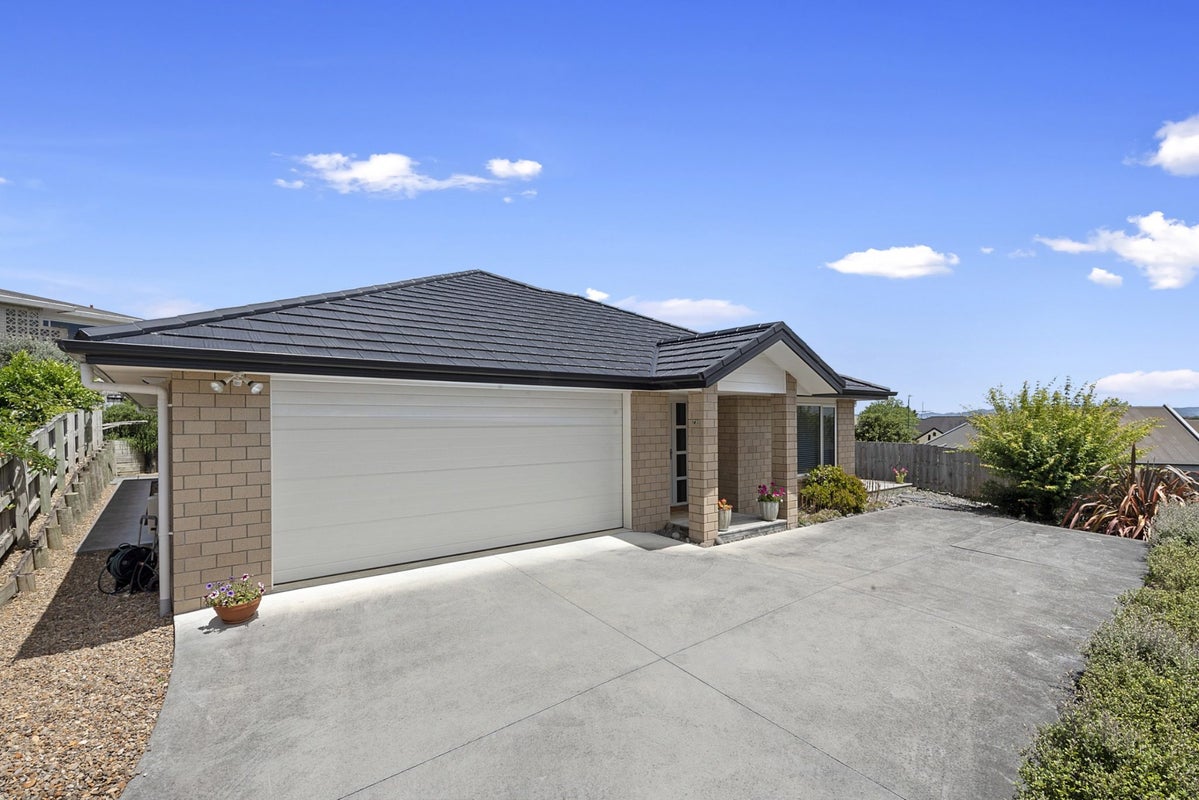 79 Rototuna Road, Rototuna, Hamilton - Carousel 2